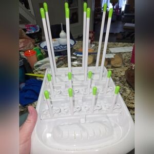 Munchkin Foldable Bottle Rack
